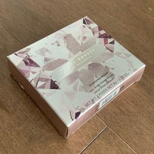 FENTY Beauty - Diamond Bomb in “How Many Carats?!”